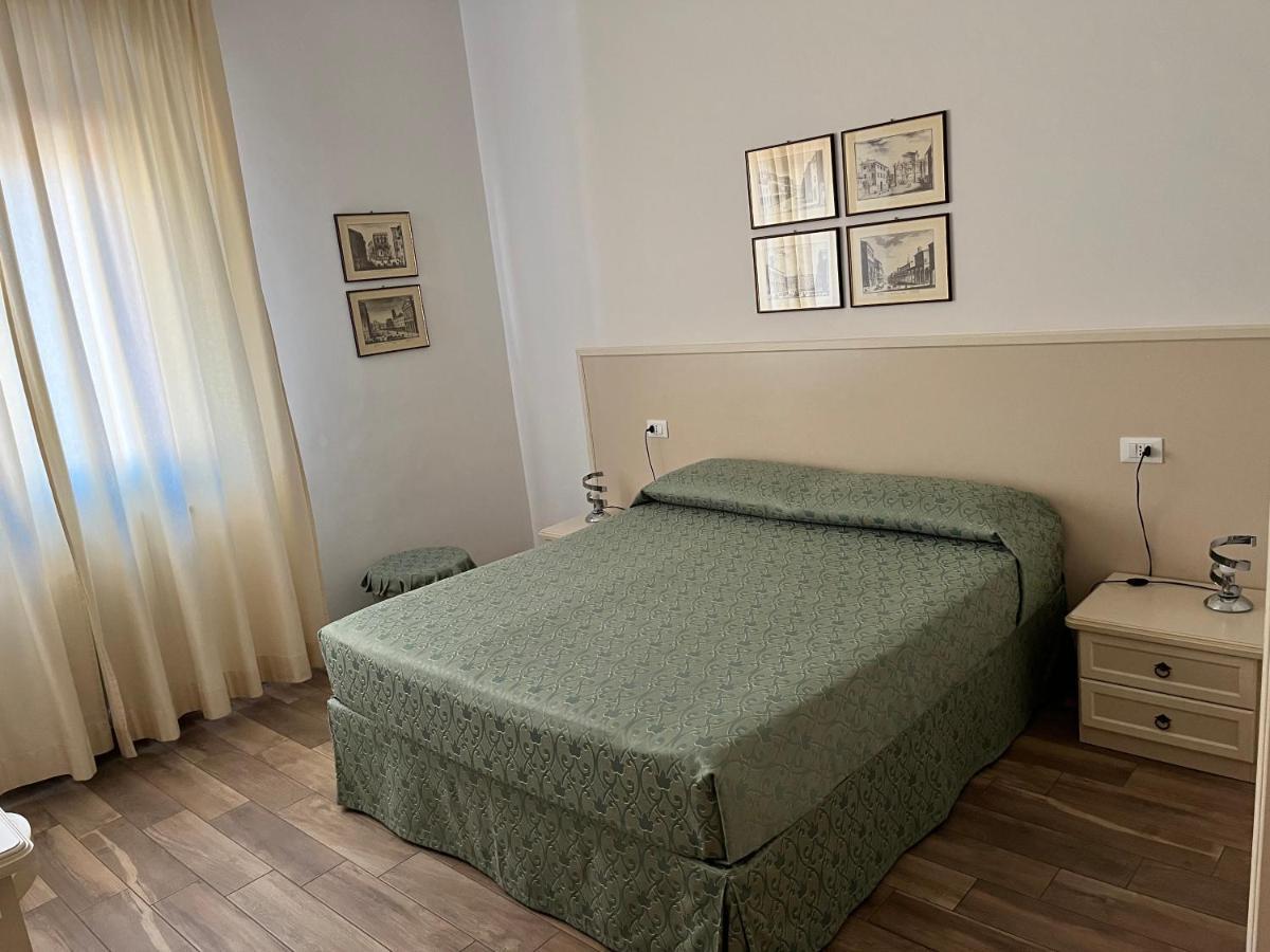Guest House In Piazza Bologna Eksteriør billede